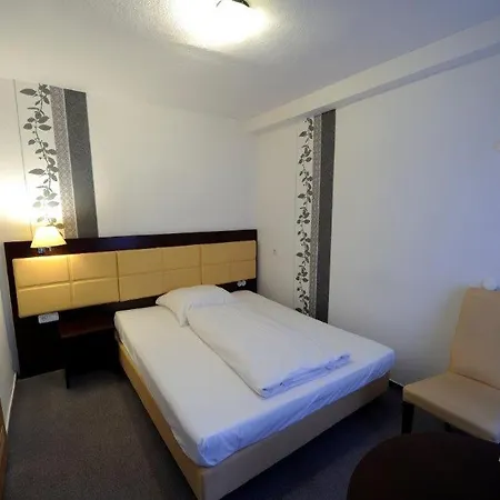Hotel Zur Post 3*