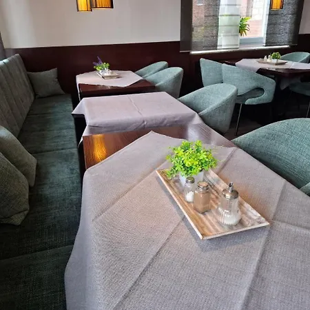 Zur Post Hotel 3*